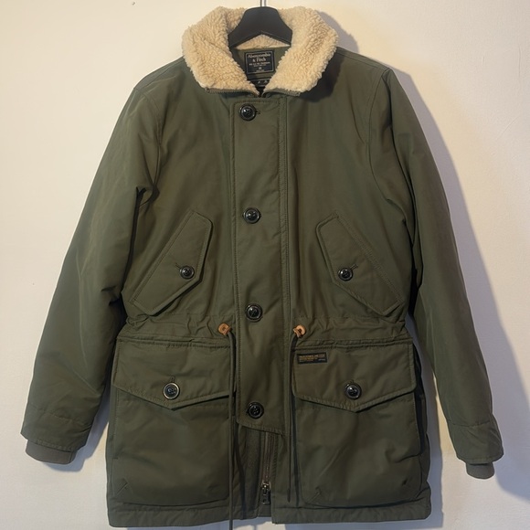 A&F MEN’S JACKET SIZE XS OLIVE LIKE NEW CONDITION - Picture 1 of 13